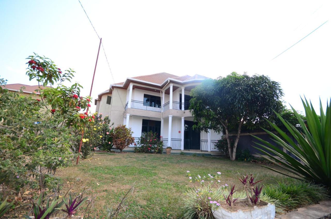 Kubus Homes Kigali Luaran gambar