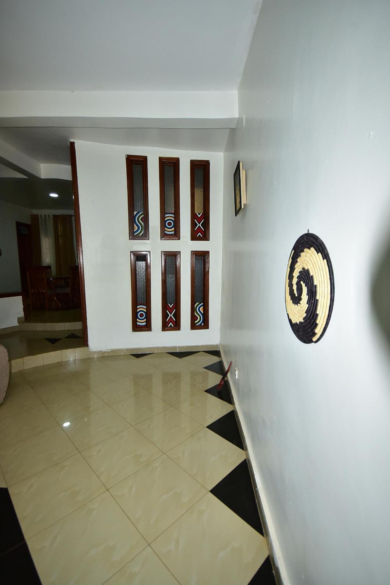 Kubus Homes Kigali Luaran gambar