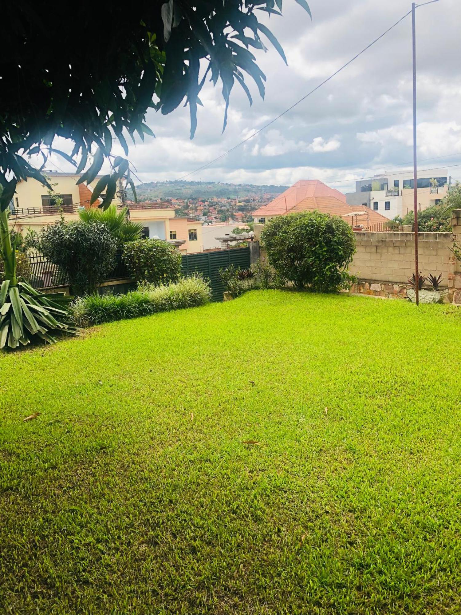 Kubus Homes Kigali Luaran gambar